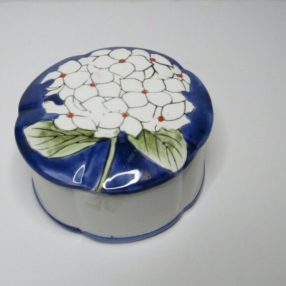 Hydrangea Ceramic Trinket Box with Lid Irice Impor - Picture 4 of 11